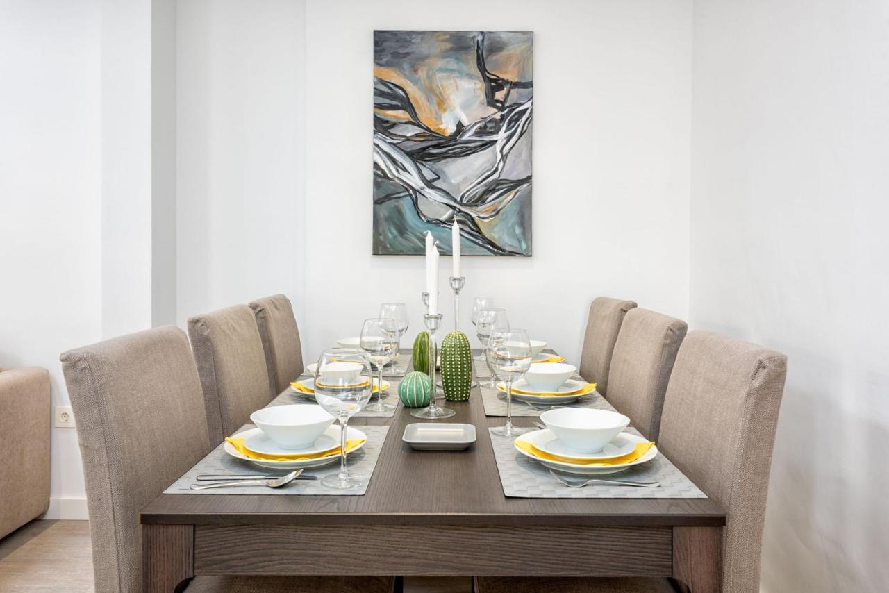 Merced Suites In Malaga By Solaga Holiday Homes Εξωτερικό φωτογραφία