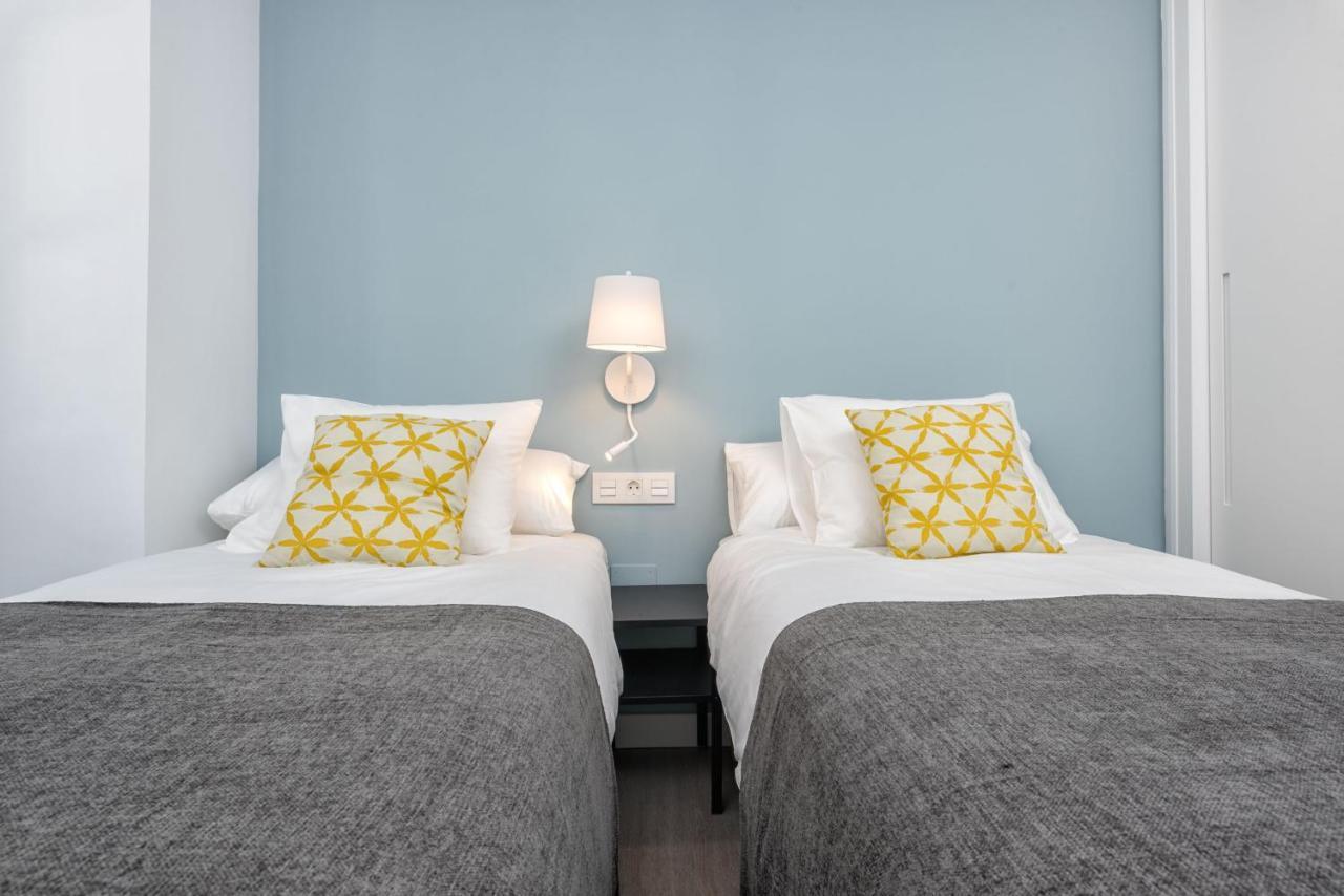 Merced Suites In Malaga By Solaga Holiday Homes Εξωτερικό φωτογραφία