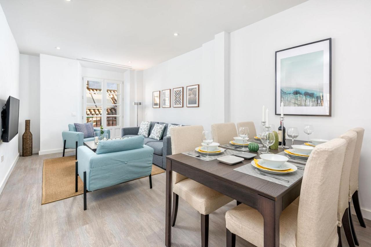 Merced Suites In Malaga By Solaga Holiday Homes Εξωτερικό φωτογραφία