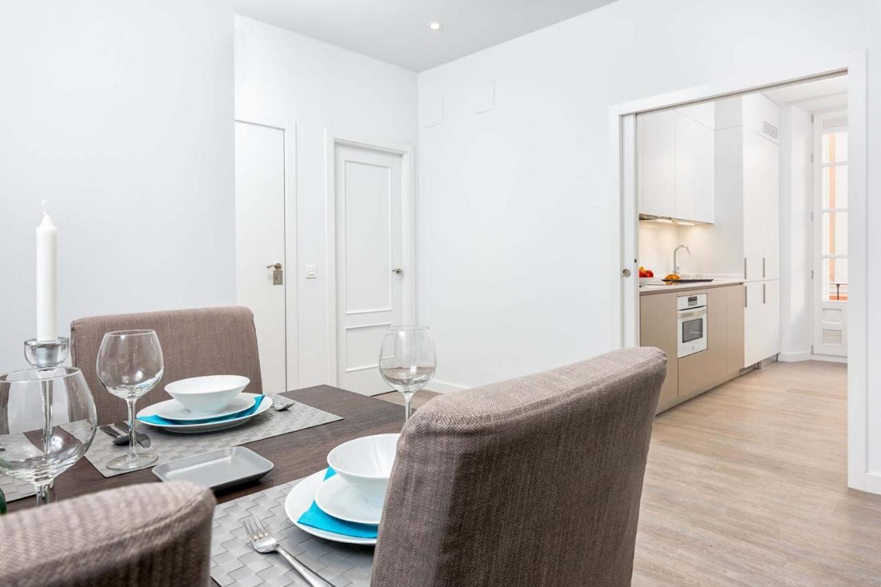 Merced Suites In Malaga By Solaga Holiday Homes Εξωτερικό φωτογραφία