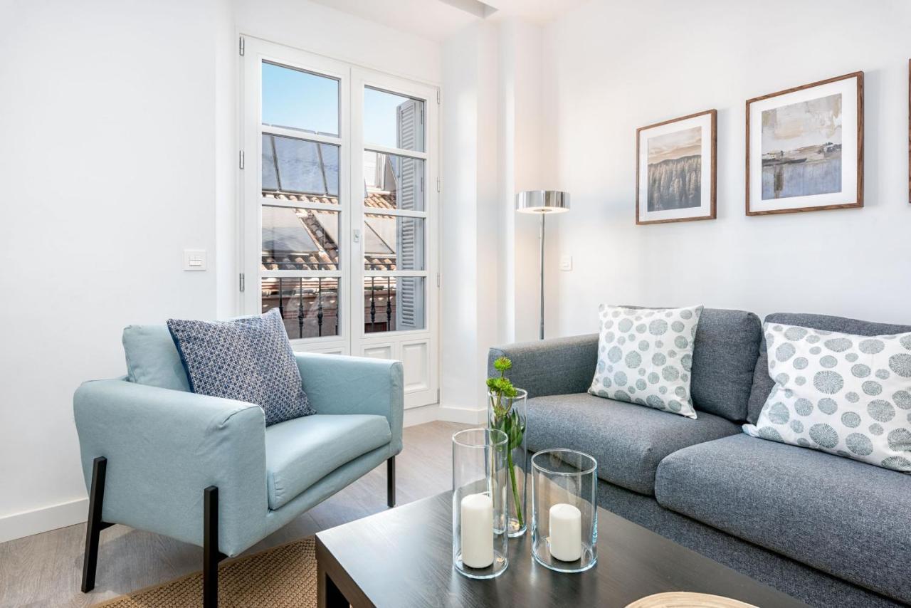 Merced Suites In Malaga By Solaga Holiday Homes Εξωτερικό φωτογραφία
