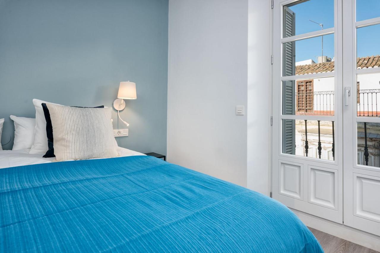 Merced Suites In Malaga By Solaga Holiday Homes Εξωτερικό φωτογραφία
