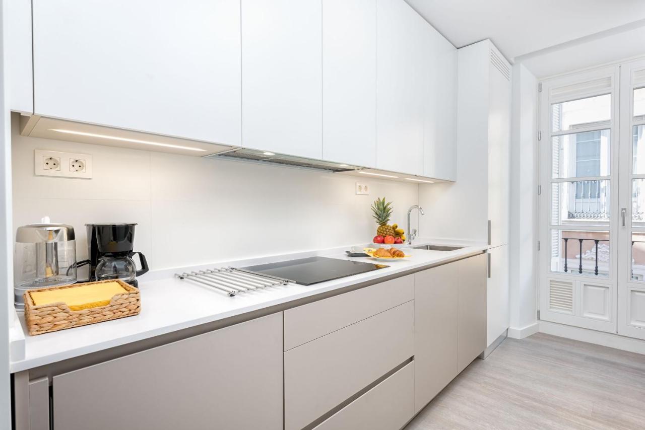 Merced Suites In Malaga By Solaga Holiday Homes Εξωτερικό φωτογραφία
