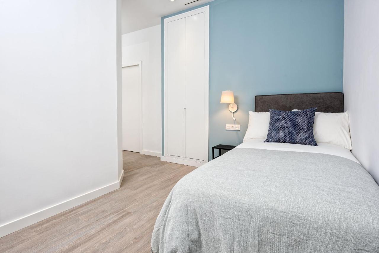 Merced Suites In Malaga By Solaga Holiday Homes Εξωτερικό φωτογραφία
