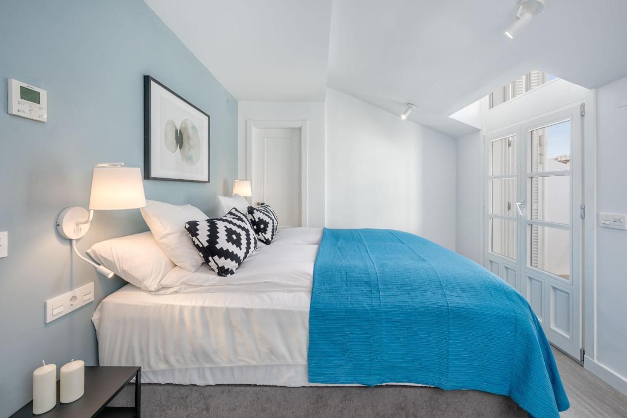 Merced Suites In Malaga By Solaga Holiday Homes Εξωτερικό φωτογραφία