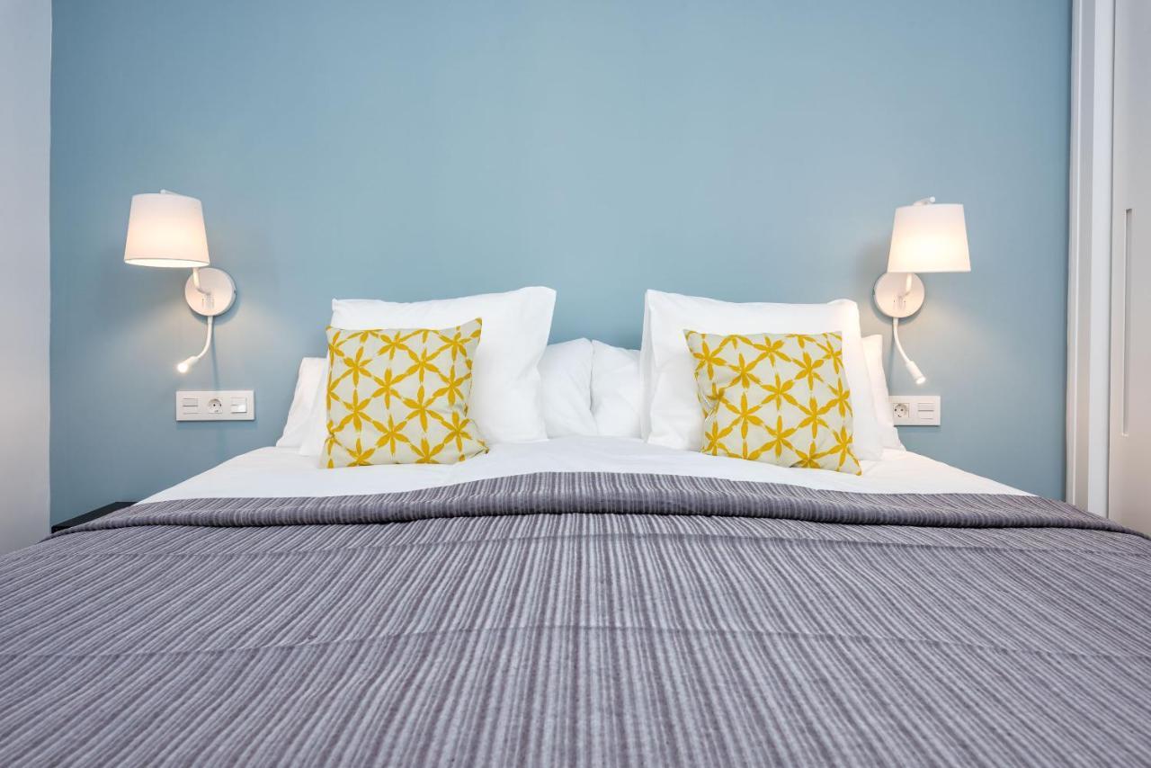 Merced Suites In Malaga By Solaga Holiday Homes Εξωτερικό φωτογραφία